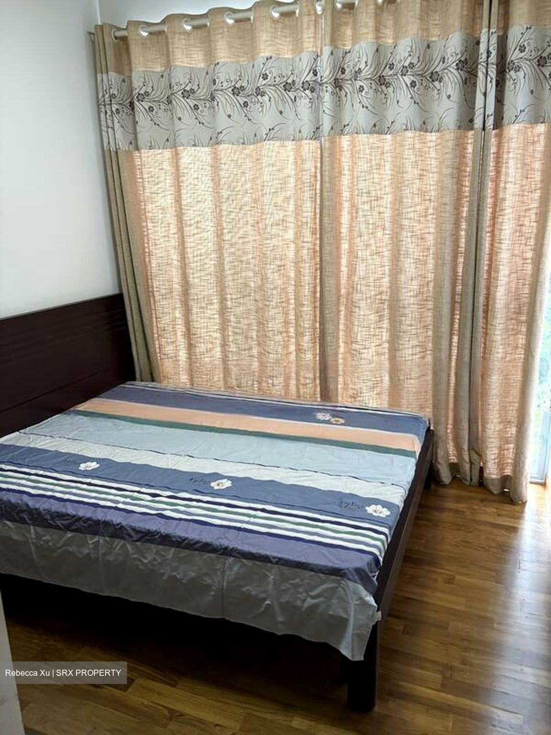 Eight Courtyards (D27), Condominium #503720001